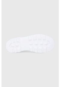 Pepe Jeans trampki Ascot Logo damskie kolor biały. Nosek buta: okrągły. Zapięcie: sznurówki. Kolor: biały. Materiał: guma. Szerokość cholewki: normalna. Obcas: na platformie