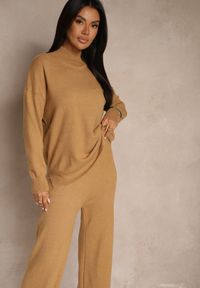 Renee - Beżowy Dzianinowy Komplet z Wełną Spodnie Wide Leg i Sweter z Golfem Lanica. Kolor: beżowy. Materiał: wełna, dzianina #4