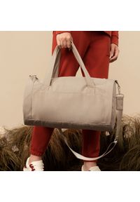 outhorn - Torba na ramię 28 l - kremowa. Kolor: kremowy. Materiał: materiał, poliamid #5