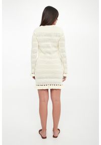 Twinset Milano - Sukienka ażurowa mini TWINSET. Wzór: ażurowy. Długość: mini #2