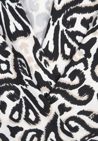 Born2be - Czarno-Biały Kombinezon w Ornamentalny Wzór z Materiałowym Paskiem Nireti. Okazja: na co dzień. Kolor: czarny. Materiał: materiał. Wzór: aplikacja. Styl: casual #6