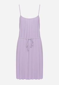 Born2be - Fioletowa Sukienka z Regulowanymi Ramiączkami z Materiałowym Paskiem Liata. Okazja: na spacer, na imprezę. Typ kołnierza: dekolt w kształcie V. Kolor: fioletowy. Materiał: materiał. Długość rękawa: na ramiączkach. Sezon: lato #3