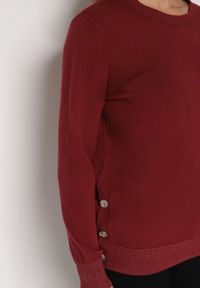 Born2be - Bordowy Sweter z Guzikami z Boku Tusiana. Okazja: na co dzień. Kolor: czerwony. Materiał: jeans. Styl: casual, klasyczny #2