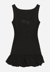 Born2be - Czarny Taliowany Kombinezon Ozdobiony Falbanką Semiriela. Okazja: na co dzień. Kolor: czarny. Wzór: aplikacja. Styl: klasyczny, casual #2