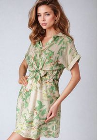 Born2be - Zielona Sukienka Taliowana z Koszulową Górą w Abstrakcyjny Wzór Namselle. Okazja: na co dzień. Kolor: beżowy. Materiał: jeans, wiskoza. Typ sukienki: koszulowe. Styl: casual, klasyczny #7