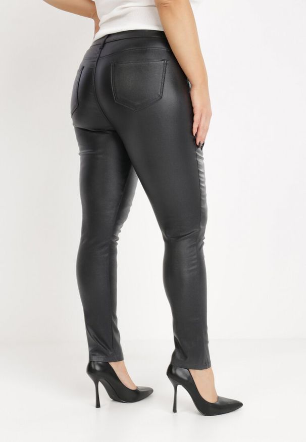 Born2be - Czarne Spodnie Thelamene. Okazja: na imprezę. Kolekcja: plus size. Kolor: czarny. Materiał: skóra. Długość: długie