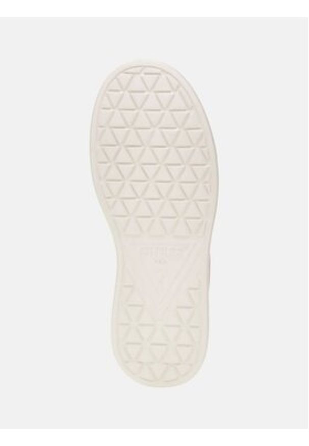Guess Sneakersy FMFPLA SUE12 Czarny. Kolor: czarny. Materiał: zamsz, skóra