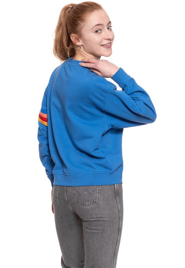 Wrangler - BLUZA WRANGLER DAMSKA LOGO SWEAT DEEP WATER W6072HQDF 112130428. Wzór: nadruk