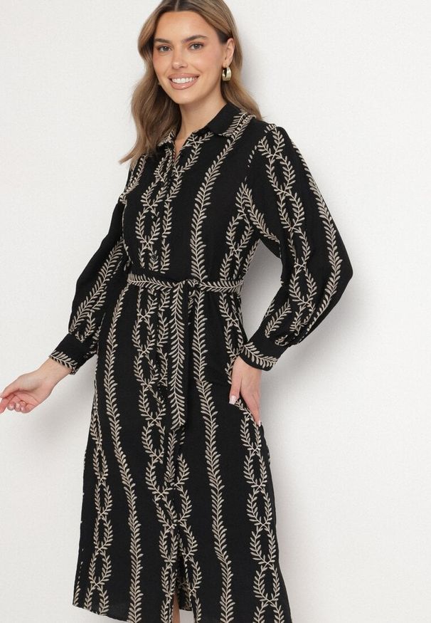 Born2be - Czarna Koszulowa Sukienka z Wiskozy z Wiązanym Paskiem Zdobiona Haftem Rallisia. Okazja: na co dzień. Kolor: czarny. Materiał: wiskoza. Wzór: aplikacja, haft. Typ sukienki: koszulowe. Styl: casual, elegancki, klasyczny