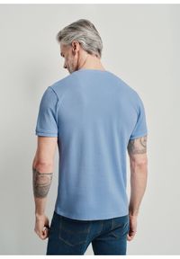 Ochnik - Błękitny T-shirt męski basic z logo. Kolor: niebieski. Materiał: bawełna. Wzór: aplikacja #3