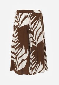 Born2be - Brązowe Wiskozowe Spodnie Casual o Fasonie Culottes w Roślinny Wzór Aliope. Okazja: na co dzień. Kolor: brązowy. Materiał: wiskoza. Wzór: gładki, nadruk. Sezon: lato. Styl: casual #3