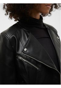 Vero Moda Kurtka z imitacji skóry Riley 10302441 Czarny Slim Fit. Kolor: czarny. Materiał: skóra