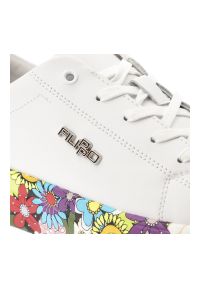 Sneakersy damskie Filippo, cholewka ze skóry naturalnej klasyczna niska forma z wiązaniem masywna platforma z dekoracyjnym wzorem wygodny miejski fas. Okazja: na co dzień. Zapięcie: sznurówki. Kolor: biały. Materiał: skóra. Szerokość cholewki: normalna. Wzór: kolorowy, kwiaty. Obcas: na platformie. Sport: turystyka piesza #5