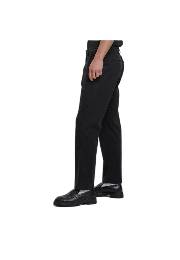 Spodnie Urban Classics Pleated Twill. Kolor: czarny