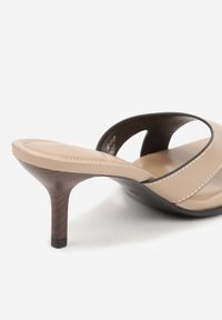 Born2be - Ciemnobeżowe Klapki na Szpilce Ozdobione Wycięciami Qhesova. Okazja: na co dzień. Kolor: beżowy. Materiał: jeans. Wzór: aplikacja. Obcas: na szpilce. Styl: casual #7