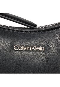 Calvin Klein Torebka Ck Must Soft Crossbody Bag K60K611681 Czarny. Kolor: czarny. Materiał: skórzane