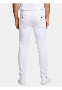 Lindbergh Chinosy 30-005044 Biały Slim Fit. Kolor: biały. Materiał: bawełna #10