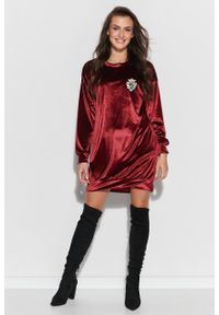 e-margeritka - Sukienka z weluru asymetryczna mini bordowa - 40/42. Kolor: czerwony. Materiał: welur. Wzór: aplikacja. Typ sukienki: asymetryczne. Długość: mini