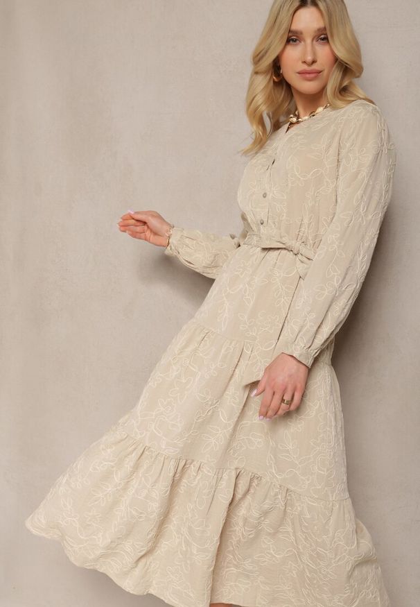 Renee - Beżowa Sukienka z Falbankami Gumką w Talii i Wiązanym Paskiem Obinella. Okazja: do pracy, na co dzień. Typ kołnierza: kołnierz z falbankami. Kolor: beżowy. Materiał: skóra. Typ sukienki: proste. Styl: casual, elegancki