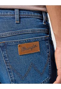 Wrangler - WRNAGLER MĘSKIE SPODNIE JEANSOWE TEXAS SUNDOWN BLUE 112358216 W121008833