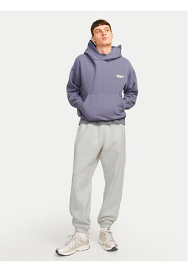 Jack & Jones - Jack&Jones Spodnie dresowe Bill Urban Edge 12263026 Szary Relaxed Fit. Kolor: szary. Materiał: syntetyk