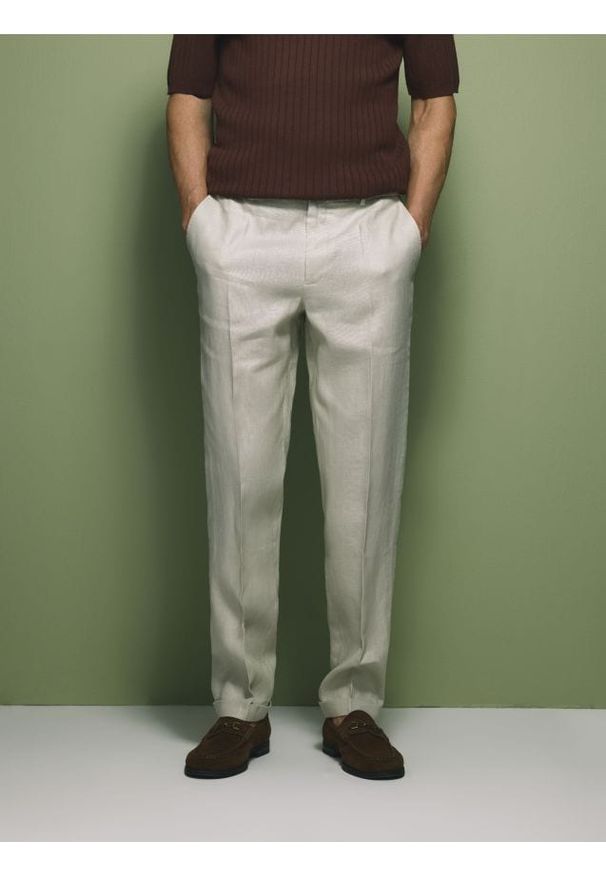 Reserved - Lniane spodnie garniturowe - beżowy. Kolor: beżowy. Materiał: len