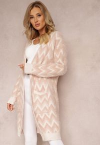 Renee - Różowy Niezapinany Kardigan o Przedłużonym Fasonie w Zygzaki Chevron Oherna. Kolor: różowy. Materiał: tkanina. Długość: długie. Wzór: paski #4