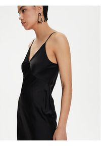 Armani Exchange Sukienka letnia 8NYA59 YNZ5Z 1200 Czarny Regular Fit. Kolor: czarny. Materiał: syntetyk. Sezon: lato