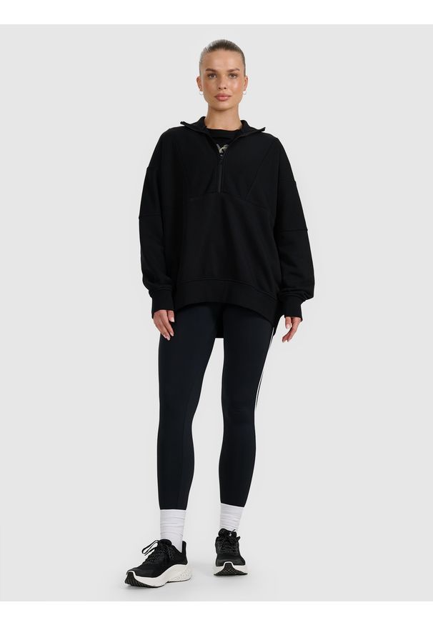 4f - 4F Bluza dresowa nierozpinana bez kaptura damska - czarna S. Okazja: na co dzień. Typ kołnierza: bez kaptura. Kolor: czarny. Materiał: dresówka. Styl: casual, sportowy