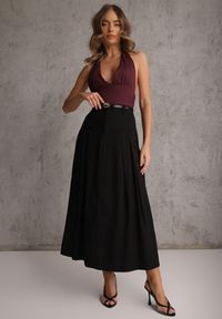 Renee - Czarna Rozkloszowana Spódnica z Wiskozy Zdobiona Plisami i Paskiem Durklea. Okazja: na co dzień. Kolor: czarny. Materiał: wiskoza. Wzór: aplikacja. Styl: casual, elegancki #1