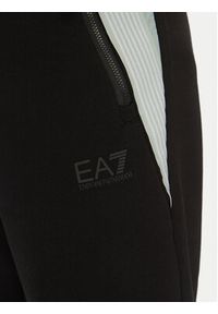EA7 Emporio Armani Spodnie dresowe 7M000274 AF12451 UC001 Czarny Regular Fit. Kolor: czarny. Materiał: bawełna #5