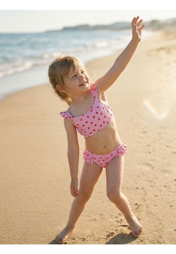 Sinsay - Dwuczęściowy strój kąpielowy z motywem serc - różowy. Kolor: różowy