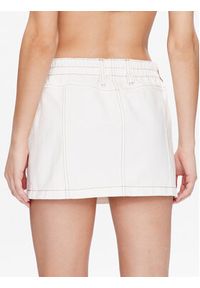 BDG Urban Outfitters Spódnica mini BDG Y2K DENIM SKIRT WHITE 76471838 Biały Feminine Fit. Kolor: biały. Materiał: bawełna #5