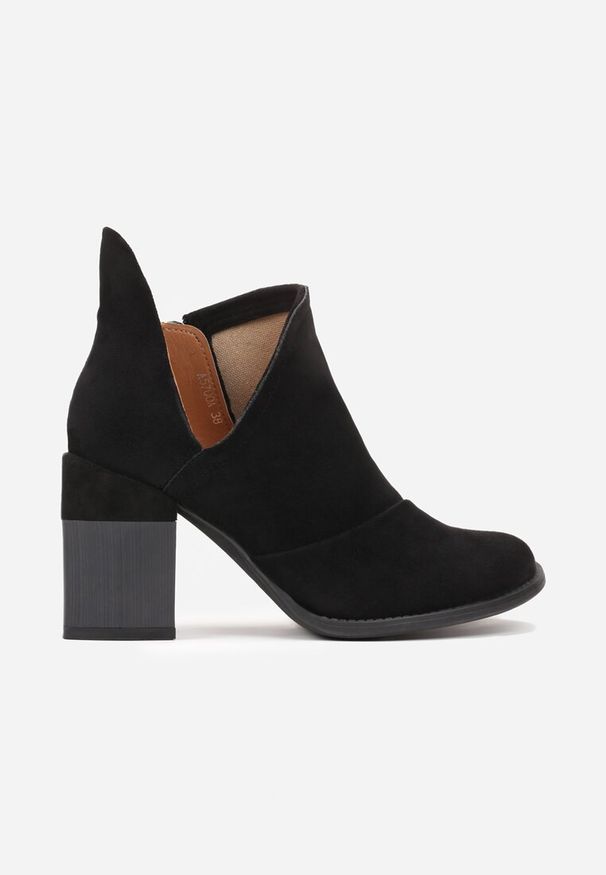 Renee - Czarne Botki na Geometrycznym Słupku i Wycięciem na Cholewce Zefiga. Okazja: na co dzień. Wysokość cholewki: za kostkę. Kolor: czarny. Materiał: jeans. Szerokość cholewki: normalna. Wzór: geometria. Obcas: na słupku. Styl: casual, boho, wizytowy