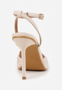 Born2be - Jasnobeżowe Sandały na Szpilce VICES z Marszczeniem i Metaliczną Aplikacją Nemenoe. Okazja: na wesele, na co dzień, na ślub cywilny. Zapięcie: pasek. Kolor: beżowy. Wzór: aplikacja. Obcas: na szpilce. Styl: casual, klasyczny, elegancki #9