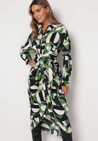 Born2be - Zielona Koszulowa Sukienka Midi w Geometryczny Wzór Aelindrae. Kolor: zielony. Materiał: tkanina. Wzór: geometria. Typ sukienki: koszulowe. Długość: midi #5
