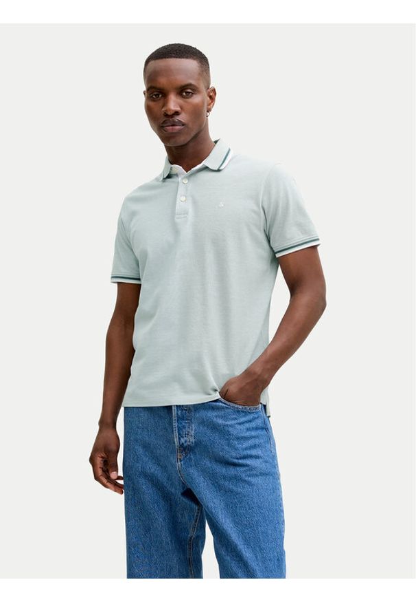 Jack & Jones Polo Paulos 12136668 Niebieski jasny Regular Fit. Typ kołnierza: polo. Kolor: niebieski. Materiał: bawełna