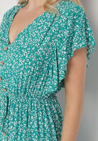 Born2be - Zielona Bawełniana Sukienka z Gumką w Talii w Drobne Kwiatki Nulinea. Okazja: na co dzień. Typ kołnierza: dekolt w serek. Kolor: zielony. Materiał: bawełna. Wzór: kwiaty. Typ sukienki: rozkloszowane. Styl: klasyczny, casual, elegancki #3