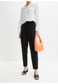 bonprix - Krótsze spodnie high waist z mieszanki wiskozy z lnem. Stan: podwyższony. Kolor: czarny. Materiał: len, wiskoza. Długość: krótkie