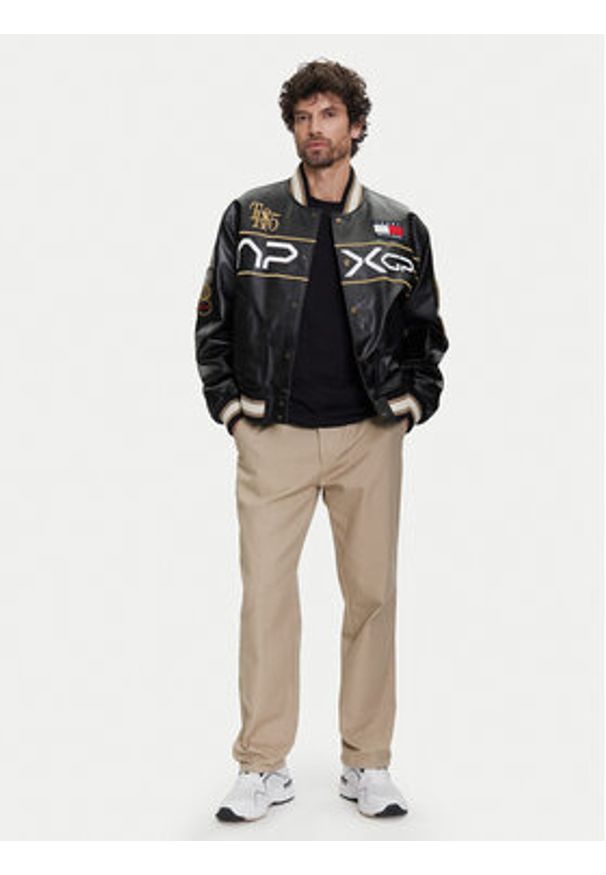 TOMMY HILFIGER - Tommy Hilfiger Kurtka z imitacji skóry F1 Movie Racing Varsity MW0MW41365 Czarny Regular Fit. Kolor: czarny. Materiał: skóra
