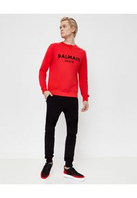 Balmain - BALMAIN - Czerwona bluza z logo. Kolor: czerwony. Materiał: bawełna. Długość rękawa: długi rękaw. Długość: długie. Styl: elegancki #4