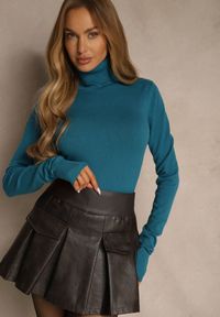 Renee - Niebieski Golf Sweterkowy z Domieszką Kaszmiru Zaivanna. Okazja: do pracy, na spacer, na co dzień, na spotkanie biznesowe. Typ kołnierza: golf. Kolor: niebieski. Materiał: kaszmir. Sezon: jesień. Styl: klasyczny, casual, elegancki, biznesowy #1