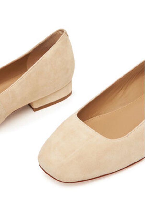 Lauren Ralph Lauren - LAUREN RALPH LAUREN Baleriny Emellie 802974358001 Beżowy. Kolor: beżowy. Materiał: zamsz, skóra