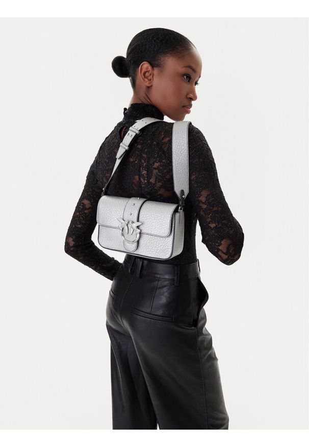 Pinko - PINKO Torebka Love One Mini Slouchy Fl AI 25-26 PLTT 104340 A2JT Srebrny. Kolor: srebrny. Materiał: skórzane