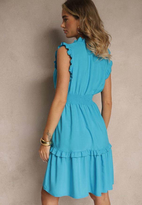 Renee - Niebieska Rozkloszowana Sukienka z Wiskozą Bez Rękawów Lirabellae. Okazja: na co dzień. Typ kołnierza: dekolt w serek. Kolor: niebieski. Materiał: wiskoza. Długość rękawa: bez rękawów. Typ sukienki: rozkloszowane. Styl: casual, elegancki