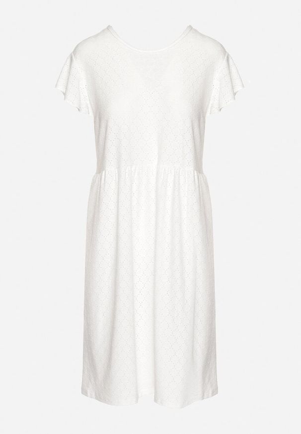 Born2be - Biała Sukienka Rozkloszowana z Wiązaniem na Plecach o Ażurowym Wykończeniu Floranella. Kolor: biały. Długość rękawa: krótki rękaw. Wzór: ażurowy. Sezon: lato. Styl: klasyczny