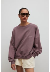 Marsala - Bluza damska o kroju regular fit w kolorze FOGGY DAY - PHENIX-UNI. Materiał: dzianina, poliester, bawełna, dresówka. Wzór: haft