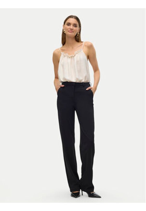 Vero Moda Spodnie materiałowe Maya 10267718 Czarny Straight Fit. Kolor: czarny. Materiał: syntetyk