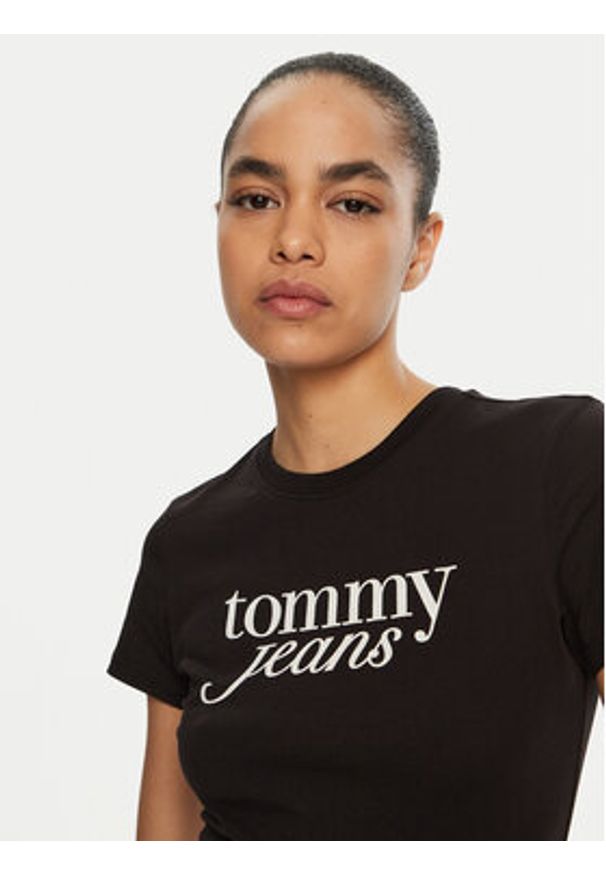 Tommy Jeans T-Shirt Essential DW0DW19447 Czarny Slim Fit. Kolor: czarny. Materiał: bawełna