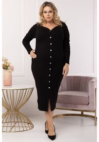 KARKO - Sukienka prążkowana bawełniana rozpinana na zatrzaski wysmuklająca ALENKA czarna PROMOCJA. Okazja: na randkę, na spacer, na spotkanie biznesowe, do pracy, na co dzień. Typ kołnierza: dekolt w kształcie V. Kolekcja: plus size. Kolor: czarny. Materiał: prążkowany, bawełna. Długość rękawa: długi rękaw. Typ sukienki: sportowe, dla puszystych, ołówkowe. Styl: klasyczny, sportowy, casual, biznesowy, elegancki. Długość: midi #1